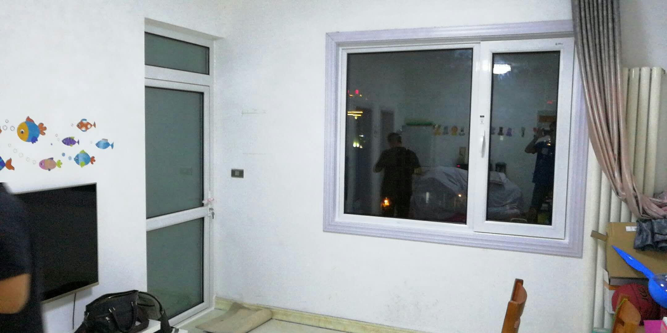 小区物业不给装重型推拉窗合理吗,物业要求不准用平开窗合理吗