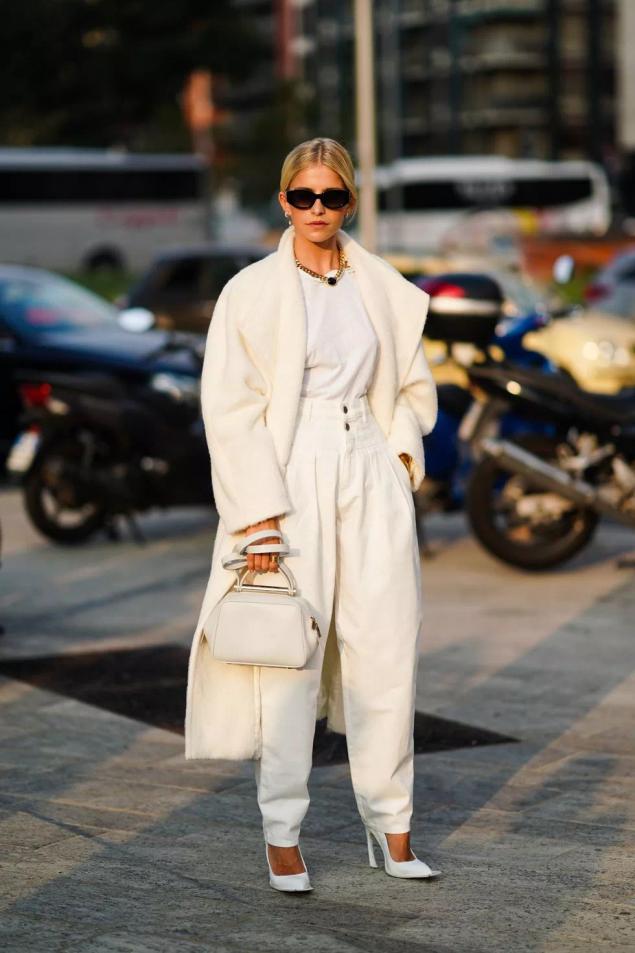 腿粗屁股大穿什么裤子好看又显高,腿粗屁股大穿什么裤子显瘦好看