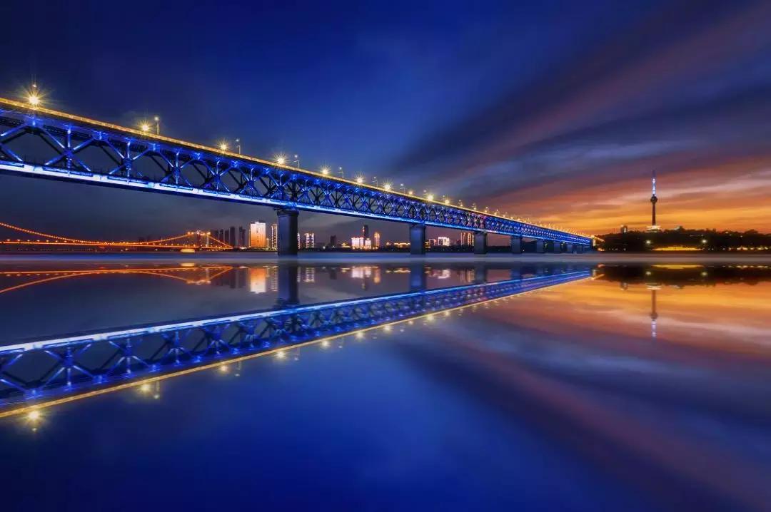 今年夏天在武汉必做的十件事,武汉新春过年坐地铁打卡攻略