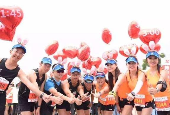 马拉松赛道上的兔子,马拉松中的兔子该怎么跑