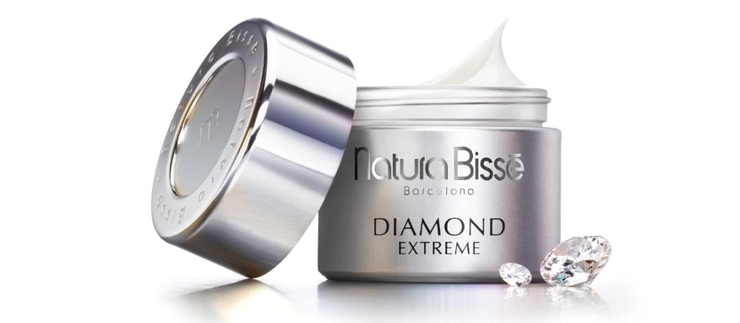 2021级高校新生年龄数据,高校平均脸