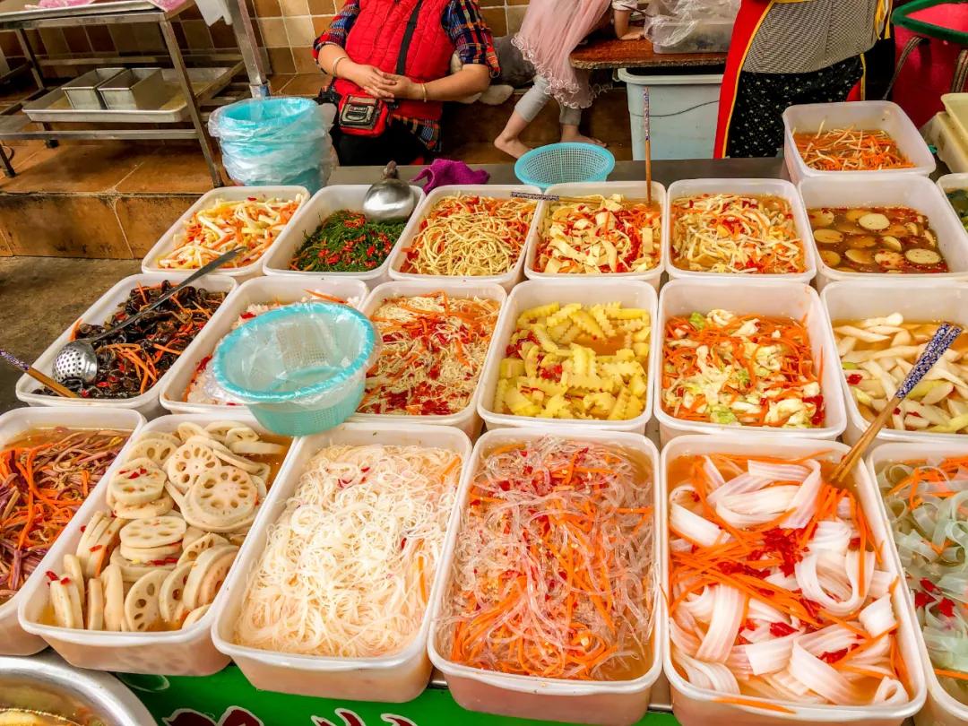 每逢周天,昆明人都喜欢来这里赶街!你去过吗?