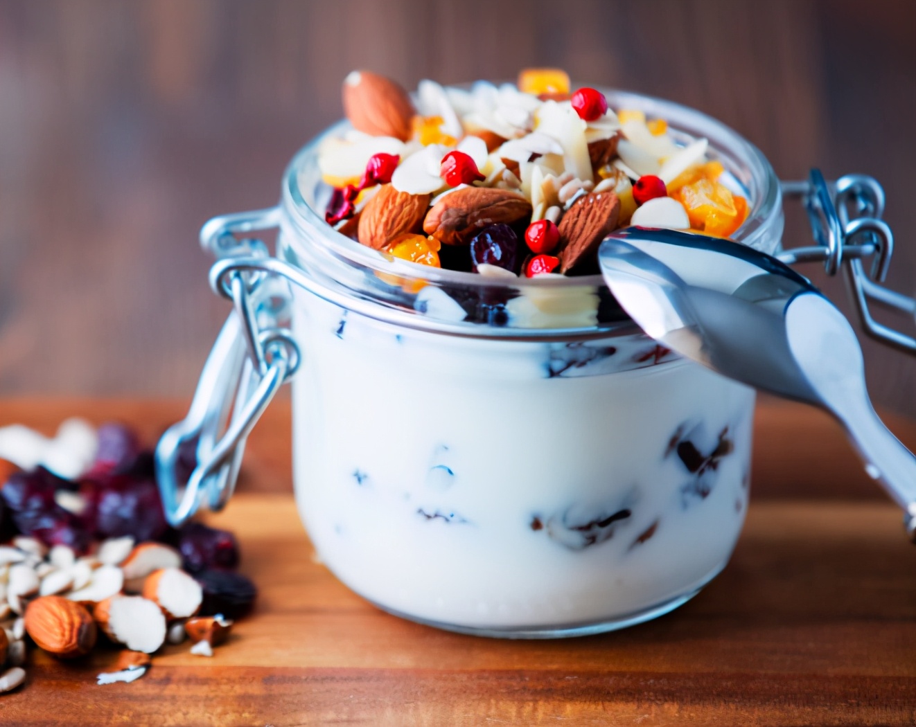 哪种品牌的酸奶是优质酸奶,哪种品牌的酸奶是真正的酸奶