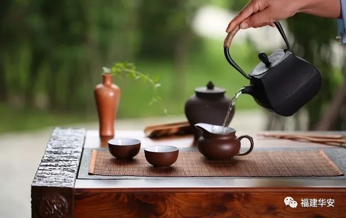华安：一盏茶的时光