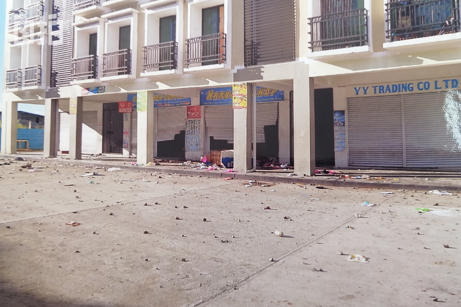 我，19岁到岛国打工，24岁赊了100万的货开店，2年还清