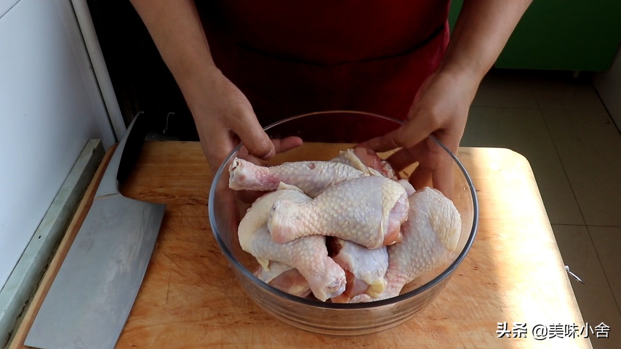 鸡腿最简单也是最好吃的做法,9种家常美味鸡腿做法一学就会了