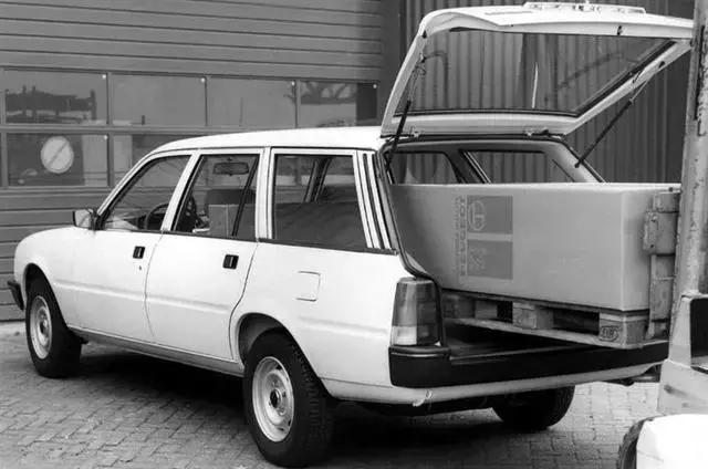 挤破头想当国产宝马X6？网友：画虎不成反类犬