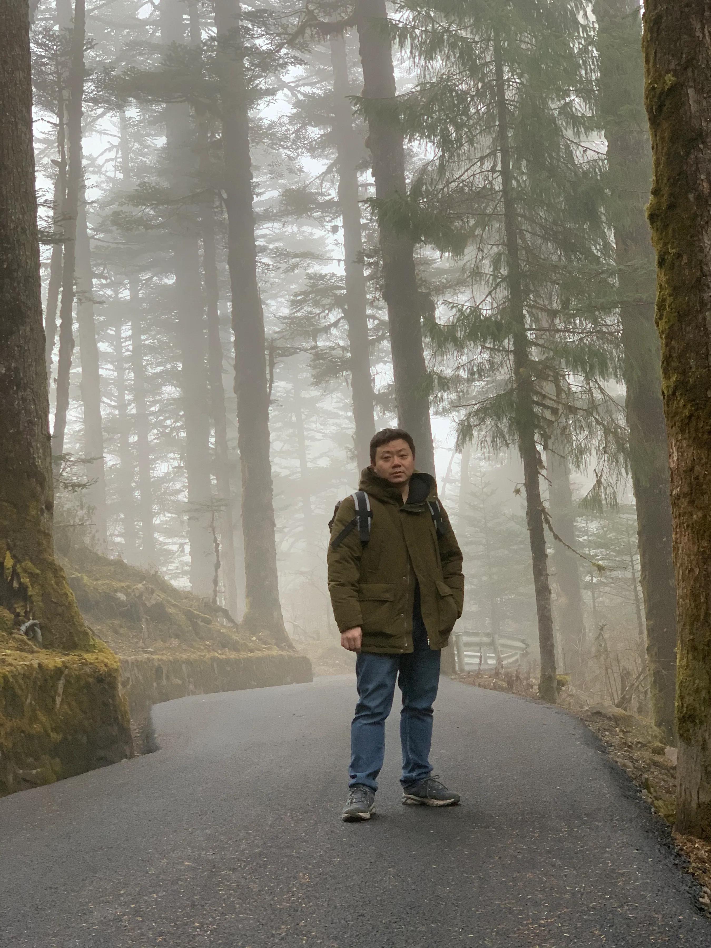 海螺沟燕子沟旅游攻略,海螺沟和燕子沟哪个更值得去