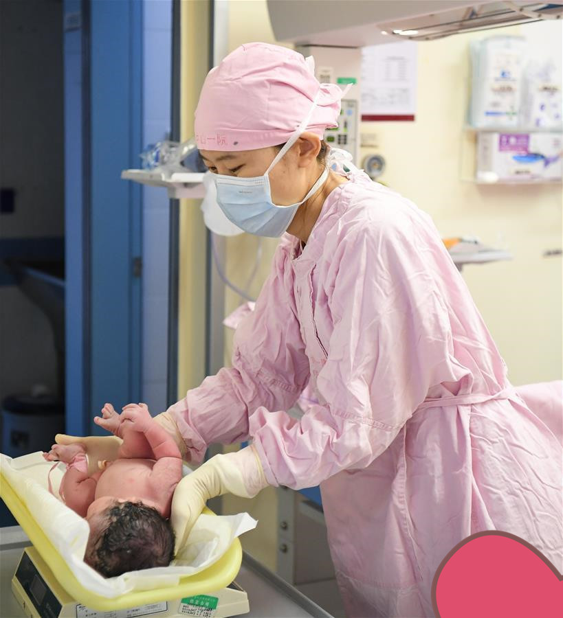 子宫有点薄有事吗,子宫又小又薄怎么回事