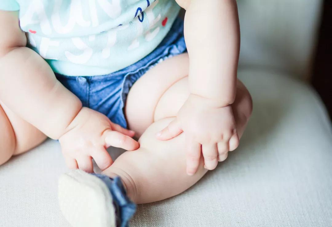 爽身粉桃子水,止痒祛痱子爽身粉