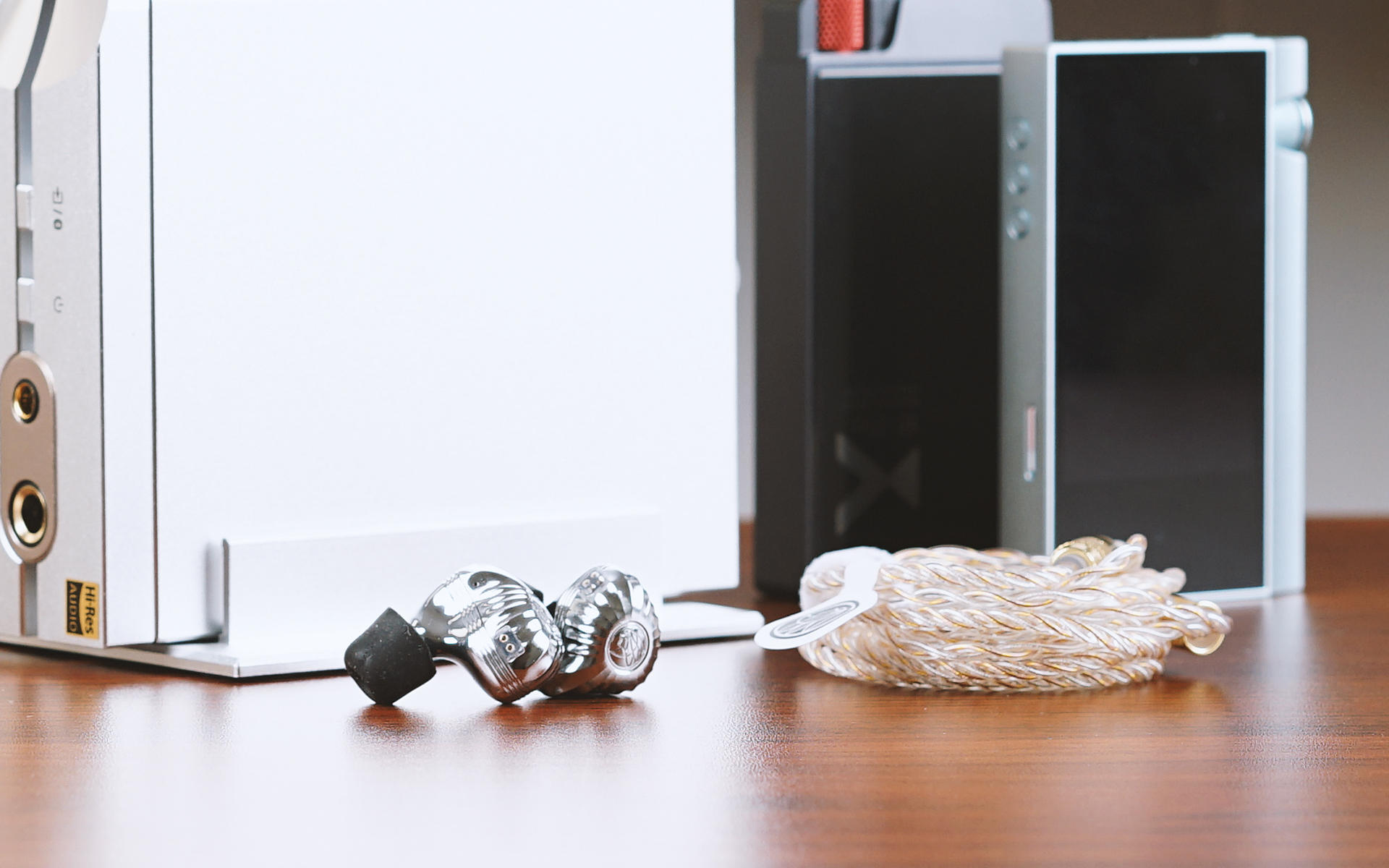 为发烧而生!TFZKINGRS耳机,超乎想象的听音享受