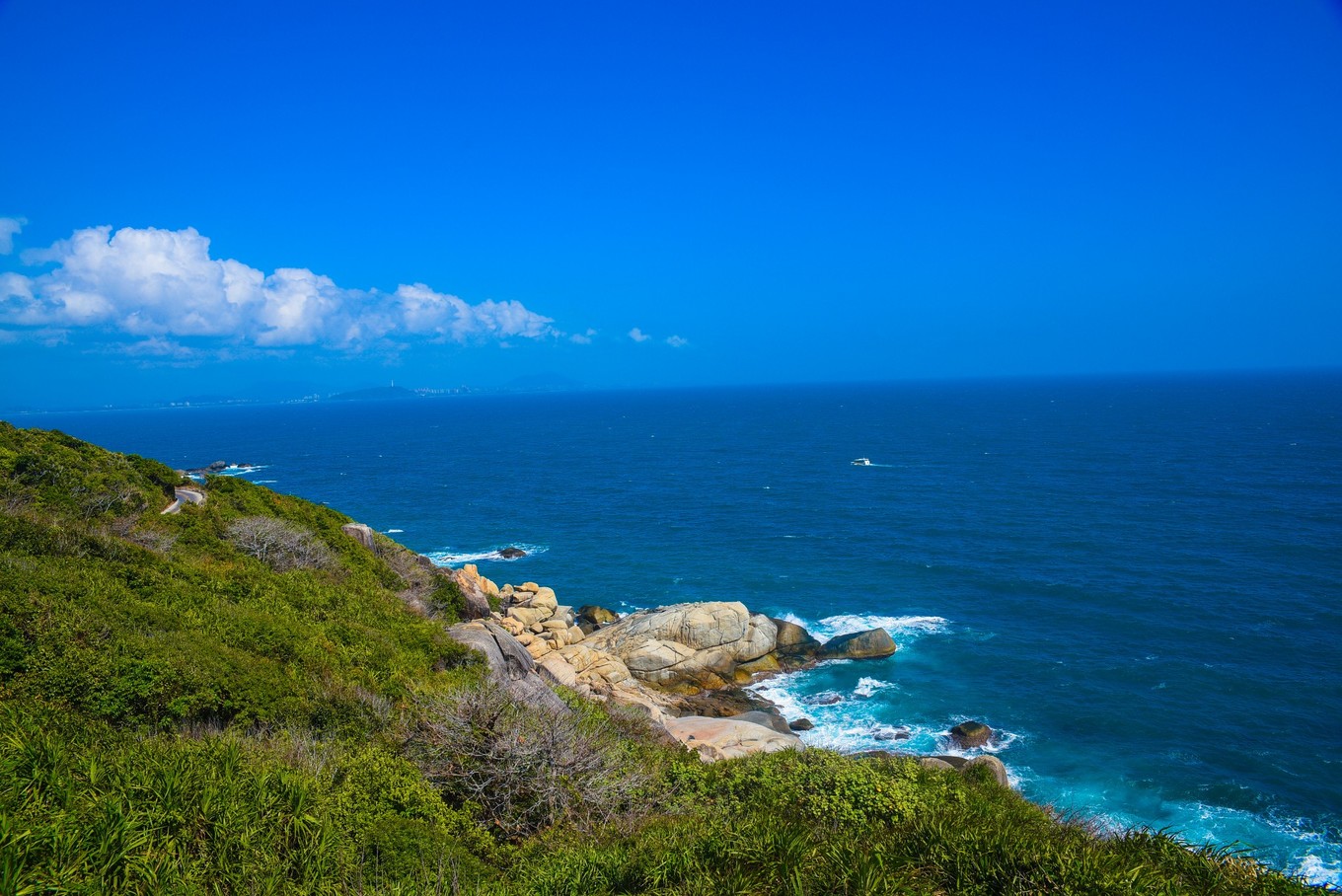 三亚旅游与美食攻略,三亚旅游攻略三亚美食