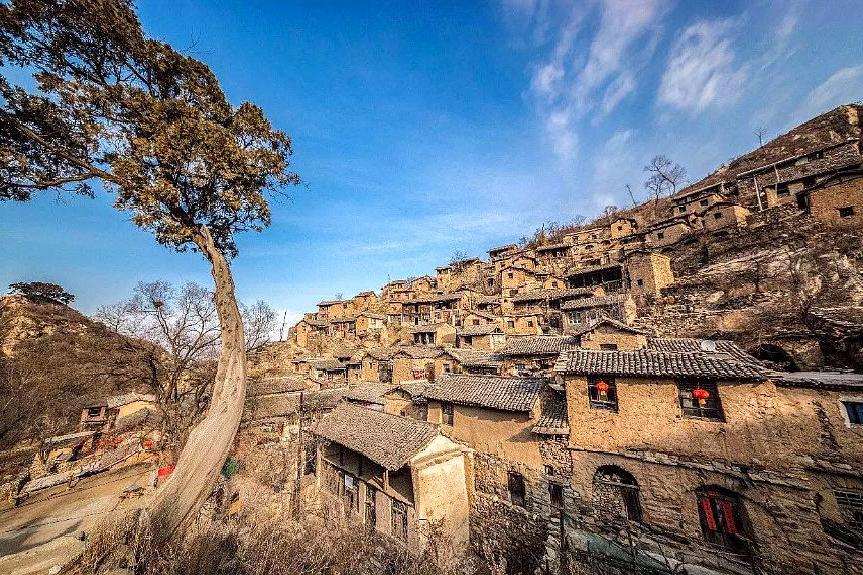 山西有个布达拉宫在哪里,山西黄土高原布达拉宫