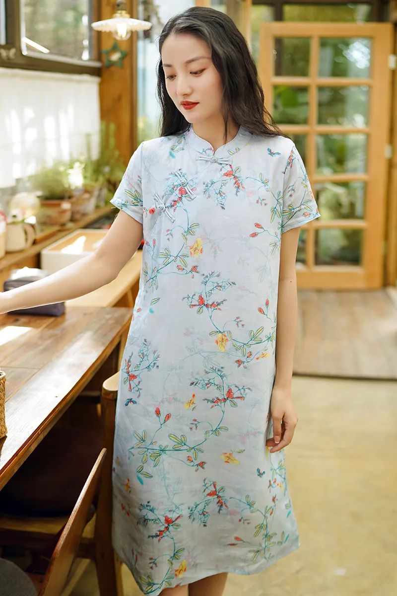 穿苎麻大气从容之美,穿一袭香云纱尽显古典韵美