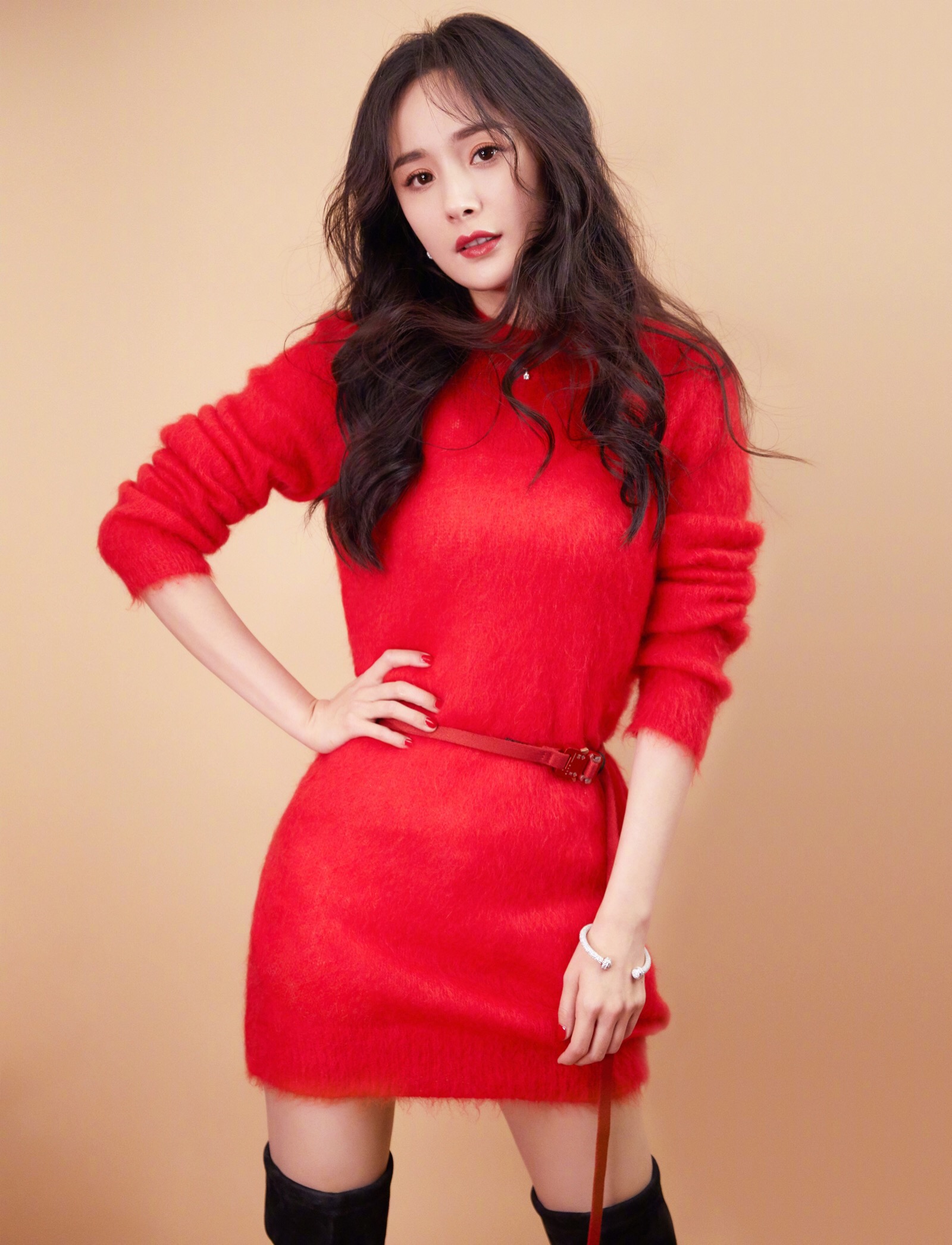 杨幂当年被黑得有多惨,杨幂所经历的血雨腥风