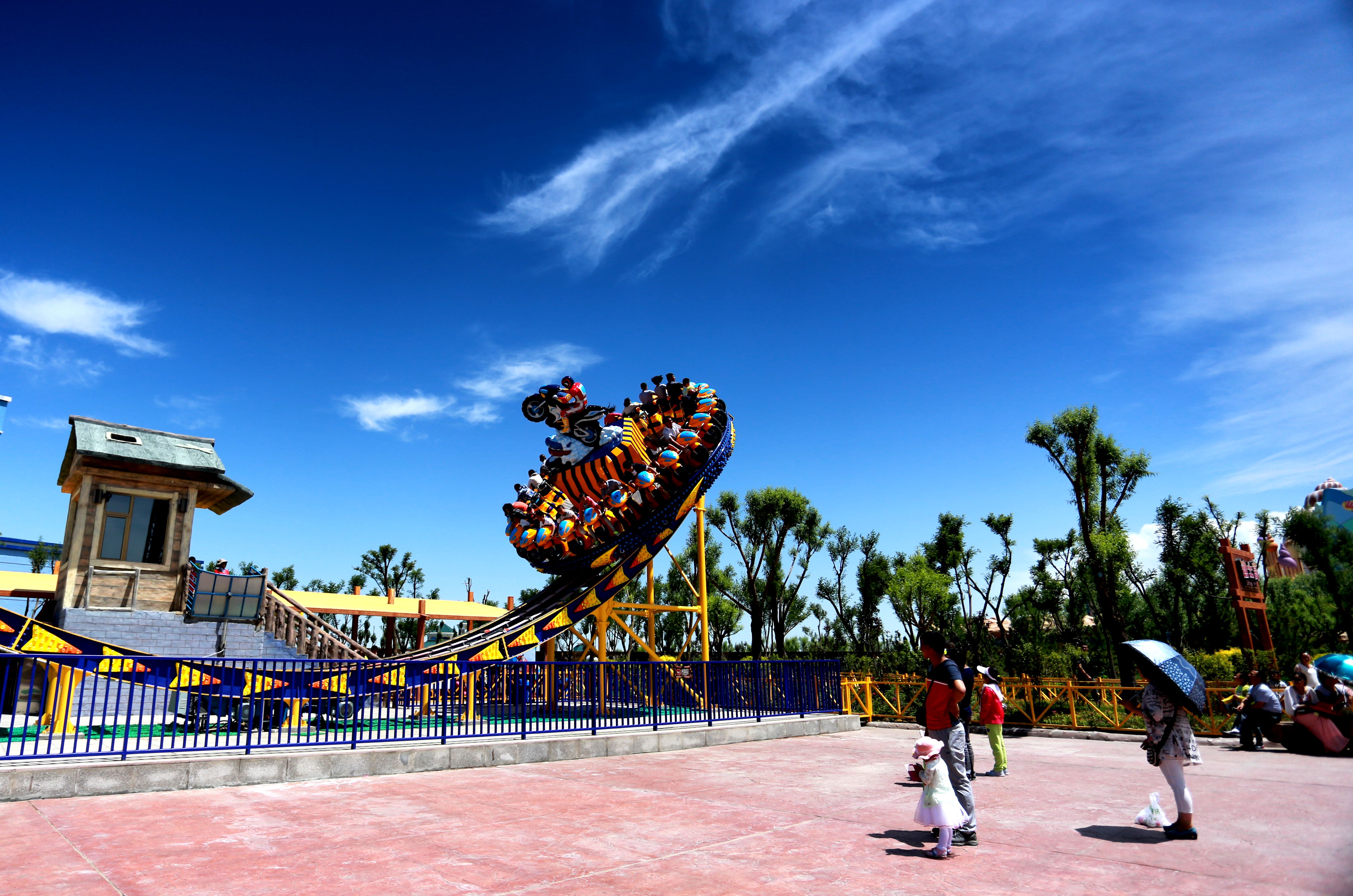 嘉峪关方特好玩么,嘉峪关方特什么时候人少