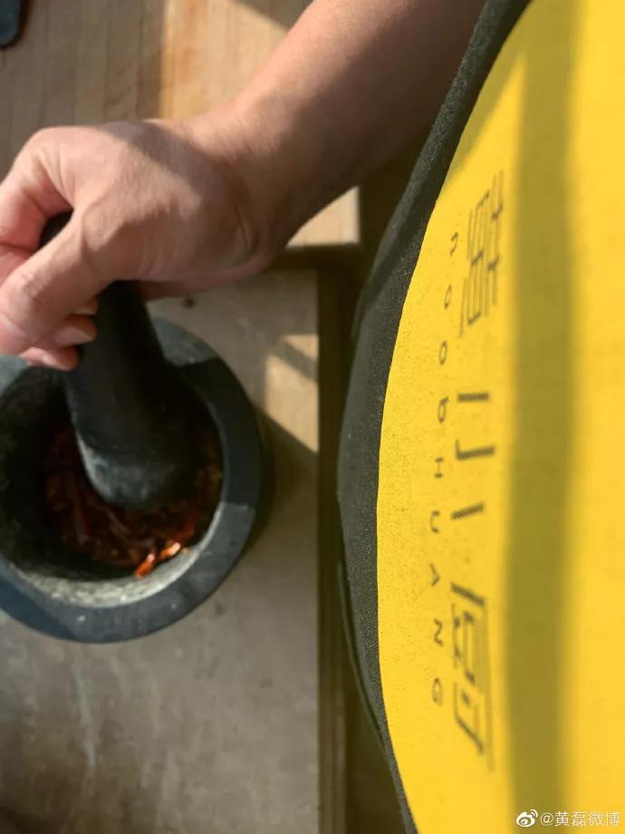 章子怡评李佳琦完整版,章子怡评价李佳琦完整版