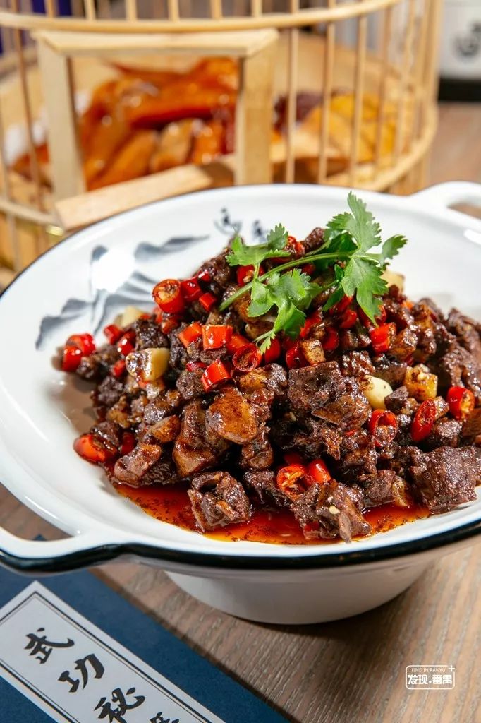 就在市桥!武侠风音乐酒馆来了,卖着60+款地道湘菜!