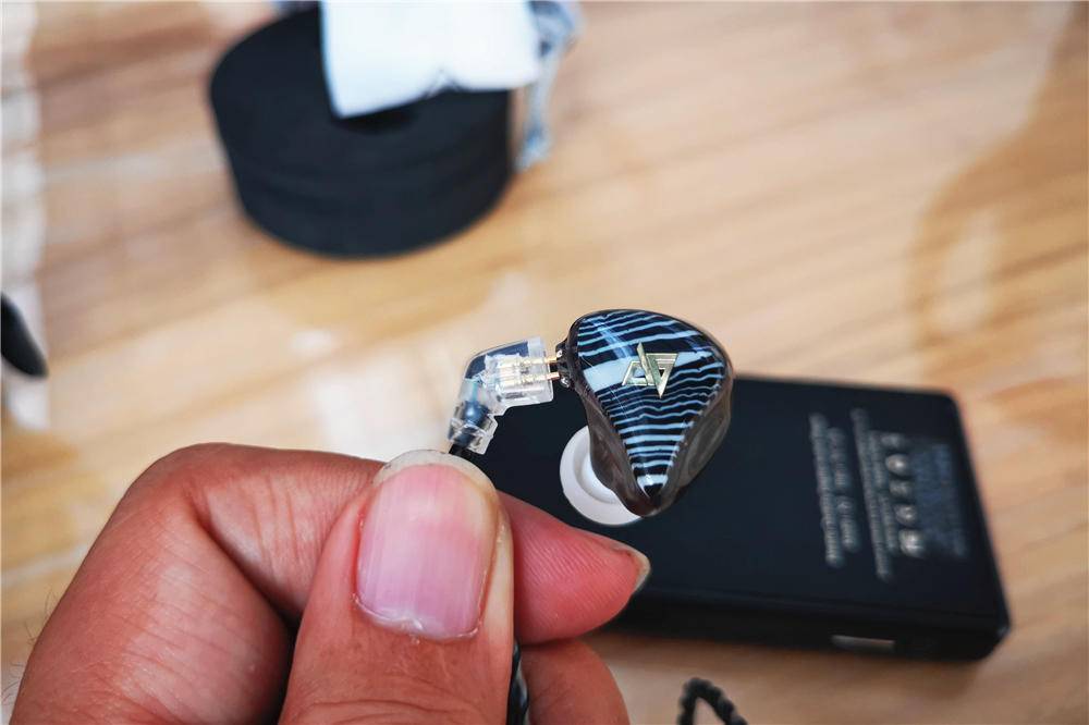 徕声t100耳机,倾听好声音的音乐