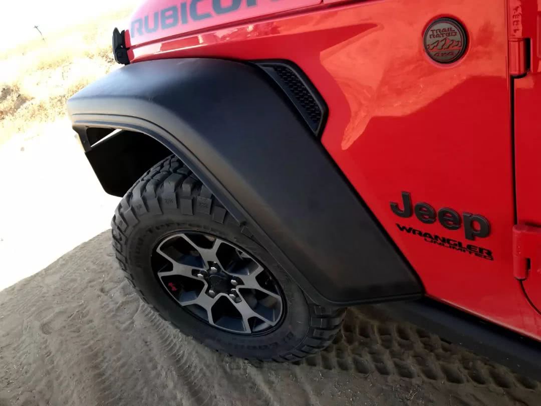 丛林限量牧马人jeep试驾,牧马人城市猎人版