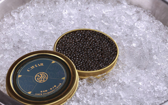 一口一亿的鱼子酱,一口几百块的鱼子酱