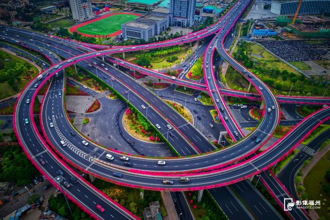 这位建筑设计摄影咖，首次分享他频频获奖的“秘籍”