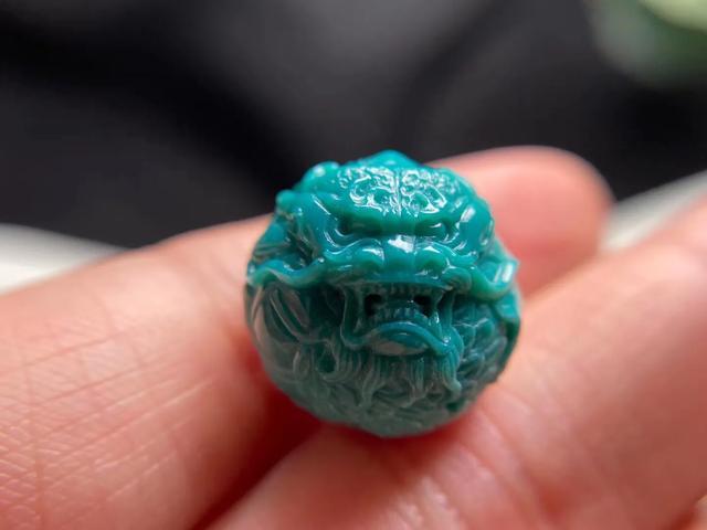 绿松石是中国四大名玉之一,真正的绿松石价格多少一克