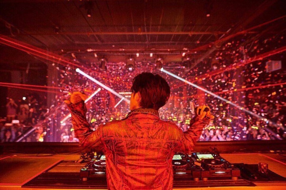 蔡徐坤演唱会上喊什么能引起注意,蔡徐坤演唱会第一句想对他说什么