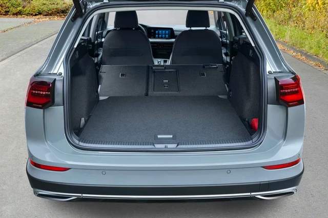 进口高尔夫旅行车行驶质感,进口高尔夫旅行版是几座