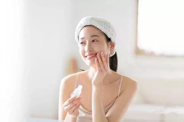 一支冻干粉6瓶精华液,一支冻干粉6瓶精华