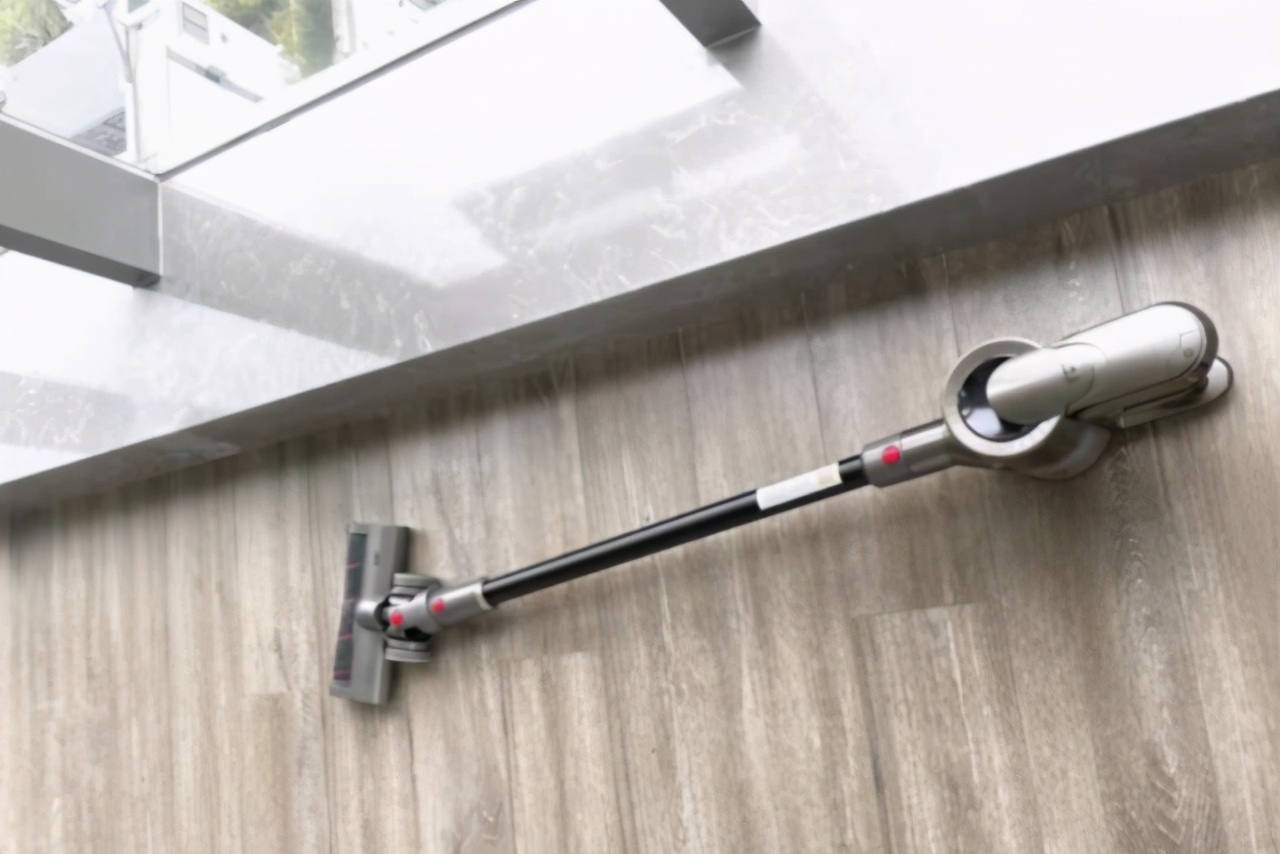 车载吸尘器十大品牌排行榜,床上小吸尘器十大品牌有哪几个