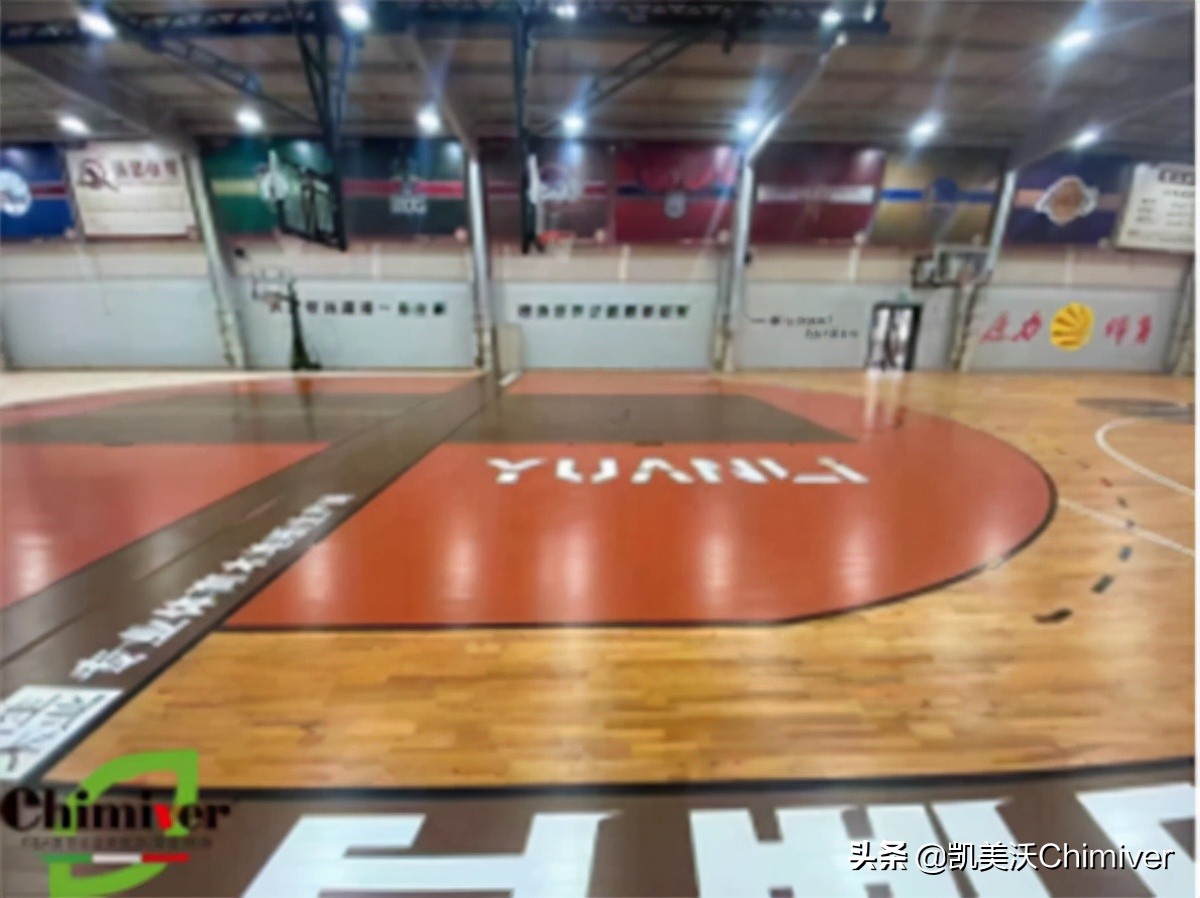 运动木地板彩漆,运动木地板漆施工视频