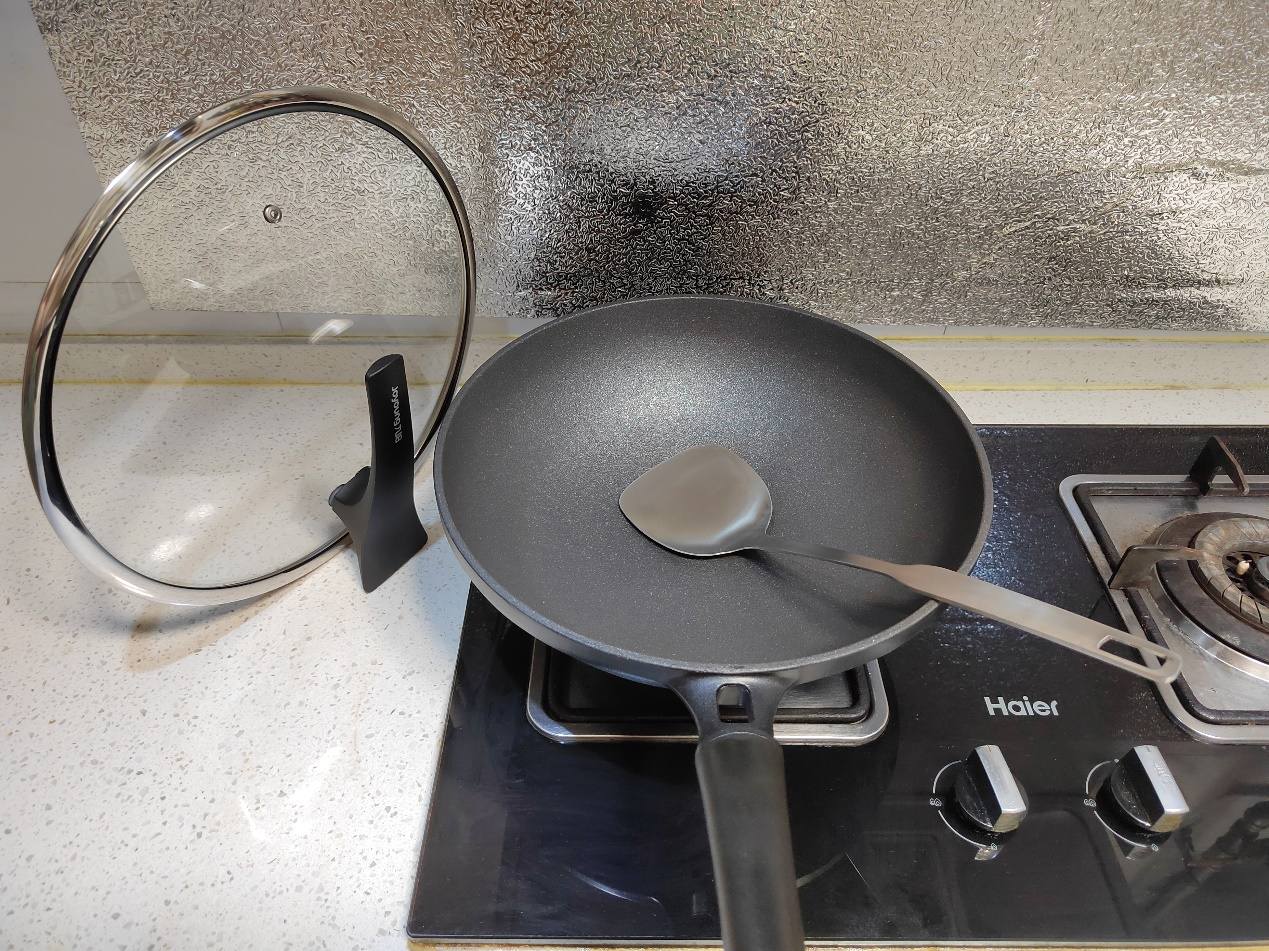 九阳晶钻耐磨不粘锅有涂层吗,九阳第二代晶钻耐磨不粘炒锅