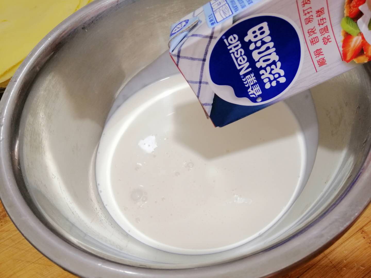 榴莲千层是用什么做的,榴莲千层放冷冻还是冷藏