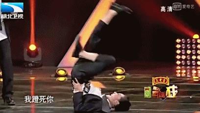 她曾是周星驰电影御用女主角,港片女神周星驰