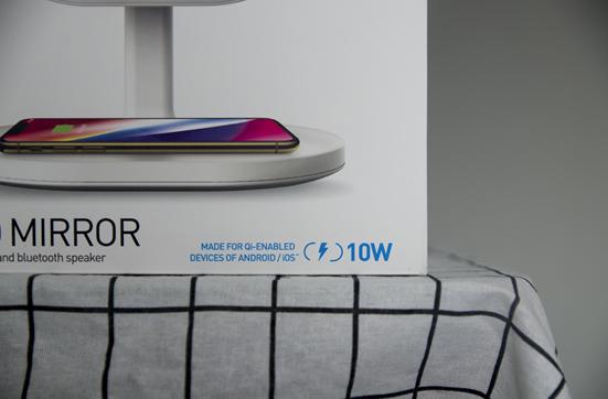 momax无线充电台灯怎么用,momax无线充电美妆镜台灯