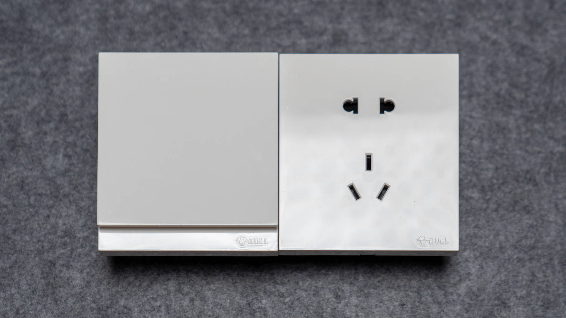 装修开关插座选择哪个品牌好,开关插座公认的哪个好