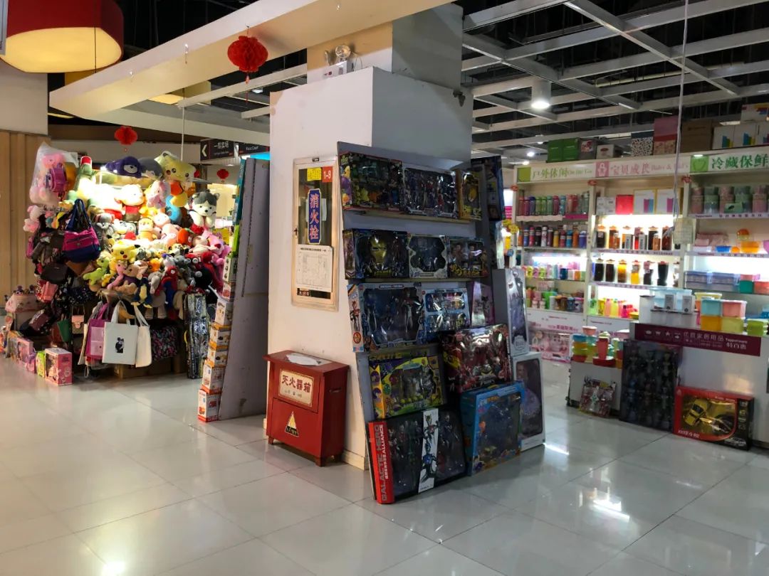 生意惨淡!店铺关门!徐州卜蜂莲花,怎么变成现在这样了?