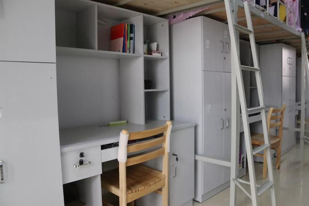 大学宿舍5人间哪个最好,《大学》宿舍对比