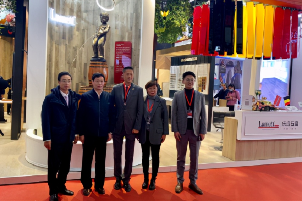 比利时乐迈智能马桶,比利时乐迈石晶地板上海直营展厅