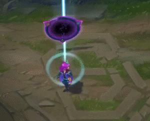 电玩家族再添新丁，亚索打电动也要快乐，女警喜提至臻~