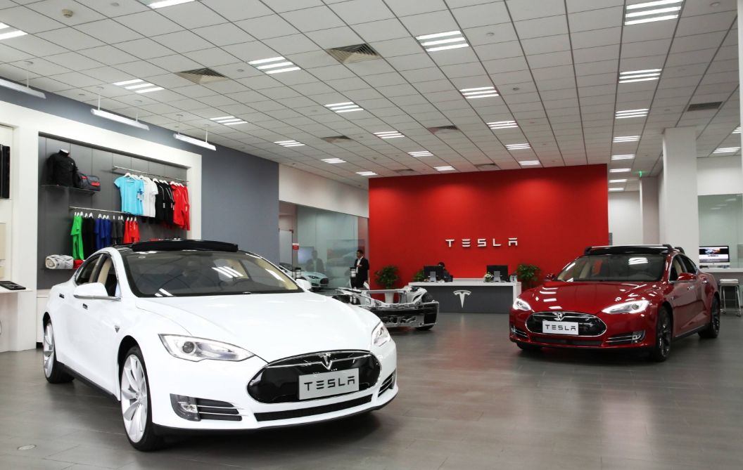 你好特斯拉,你好特斯拉怎么打开