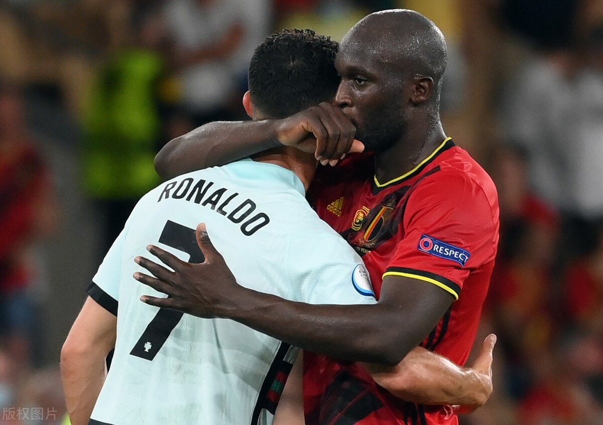 梅西对卢卡库,卢卡库缺席