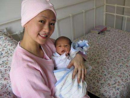 生孩子后妈妈的表现,生娃后妈妈会有哪些变化