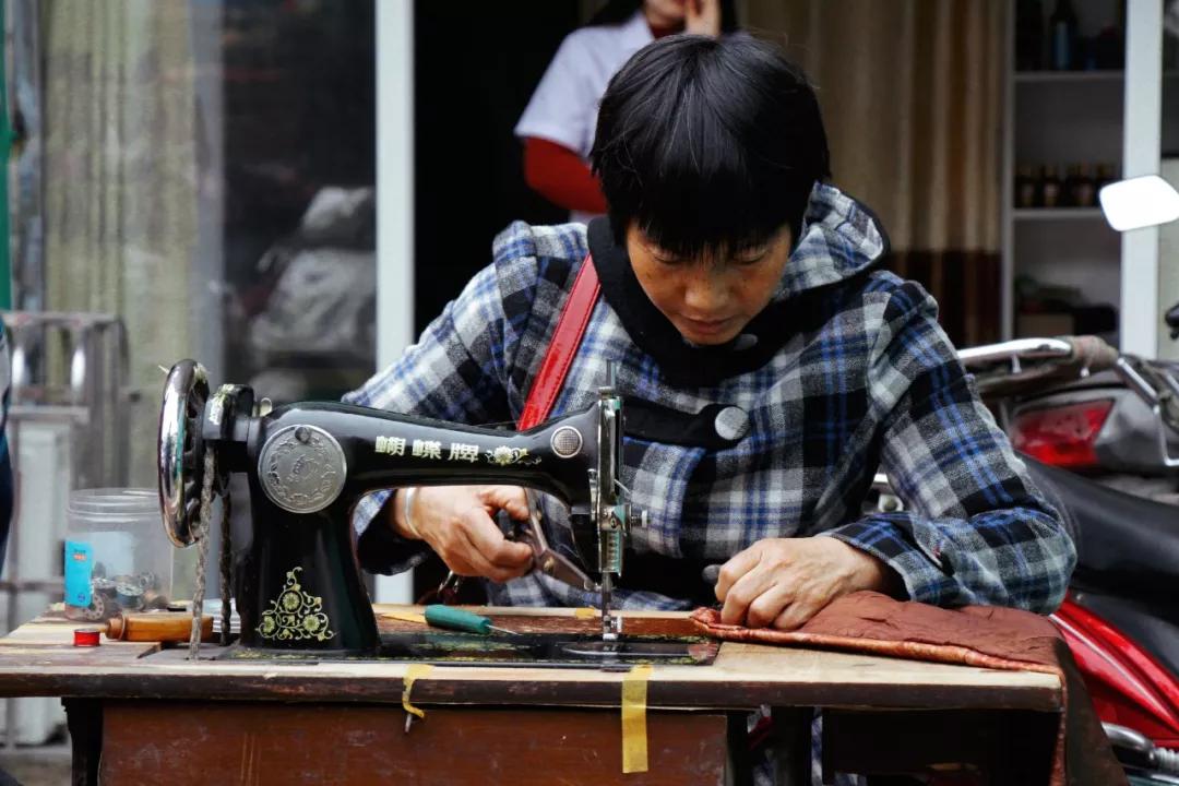 内江金街摊摊面,再见了内江的网红夜市