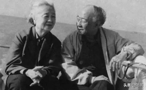 男朋友嫌弃自己丑该整容吗,男朋友嫌自己长得丑和我分手了