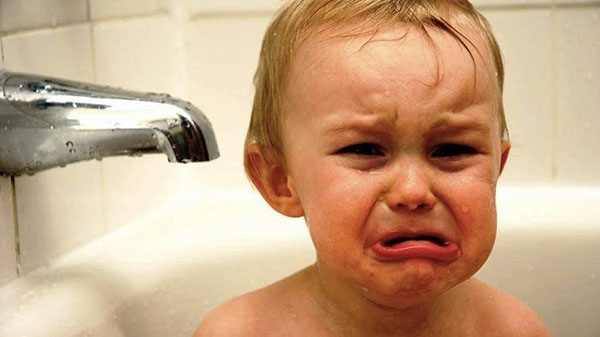 宝宝不舒服哪些地方不可擦,宝宝身上哪些部位不能太干净