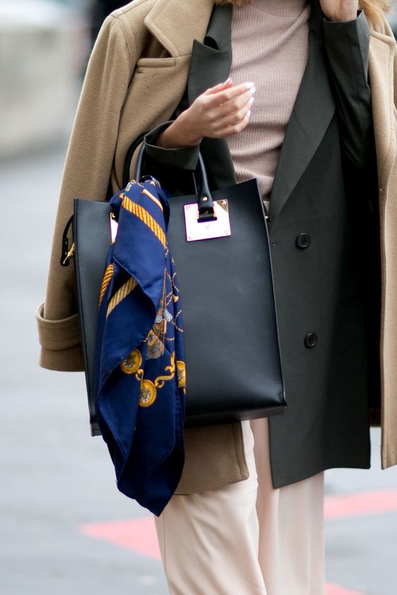 怎么穿衣服不显眼,怎么穿不显土气