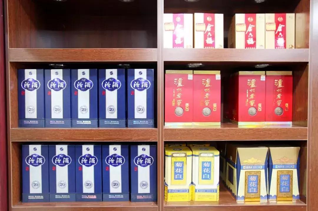 门头沟老牛栏山专卖店回来啦！3店同开！送给好喝口儿的朋友