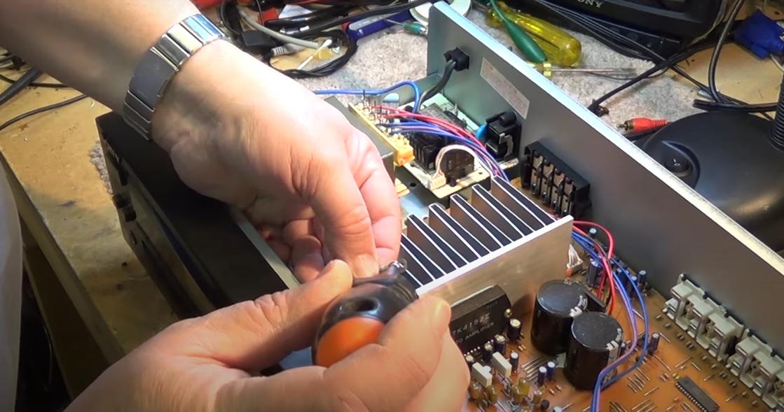 SONYSTRAV570功放机，拆解维修，采用STK4192II厚膜功率放大